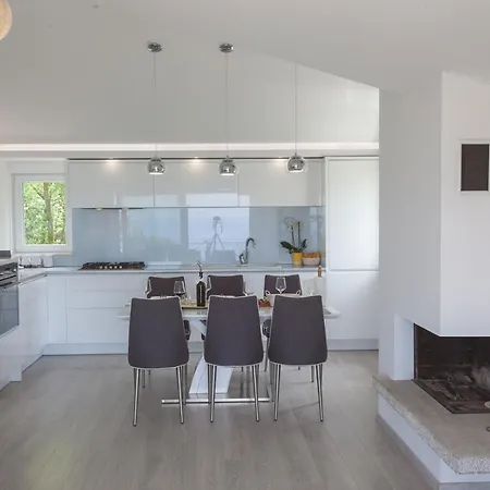 Retro Fusion A Luxury In